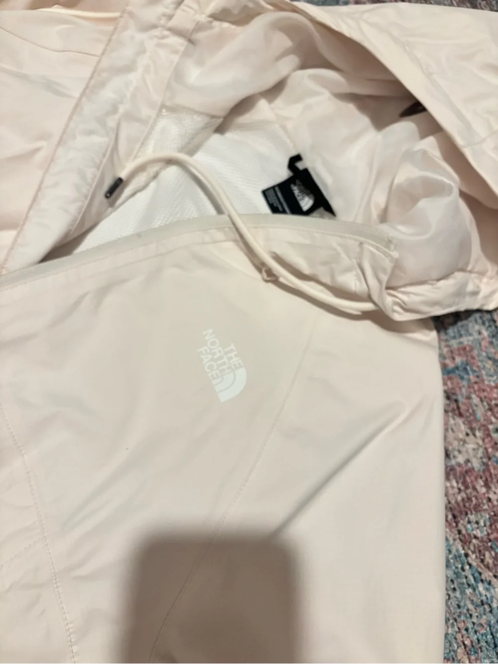 The North Face Women's White Dune Hooded Anora Jacket - Picture 6 of 9